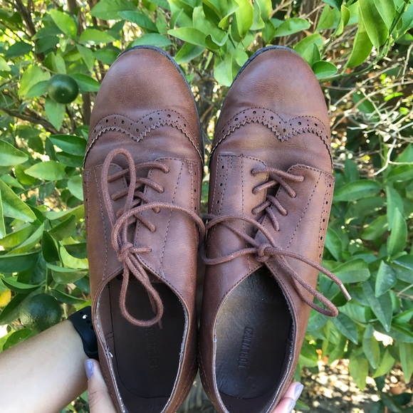 Forever 21 Shoes - Brown faux leather oxford shoes